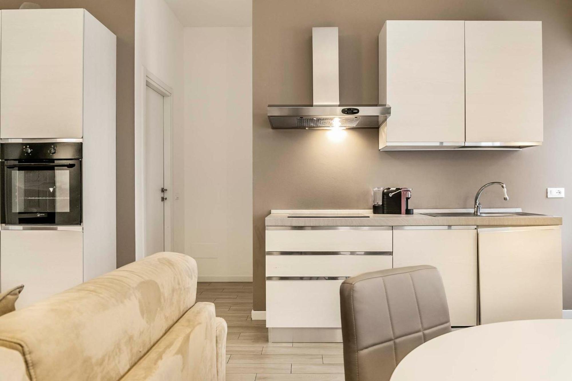 Apartment 5min Navigli- Duomo-metro- Ac-fashion District *